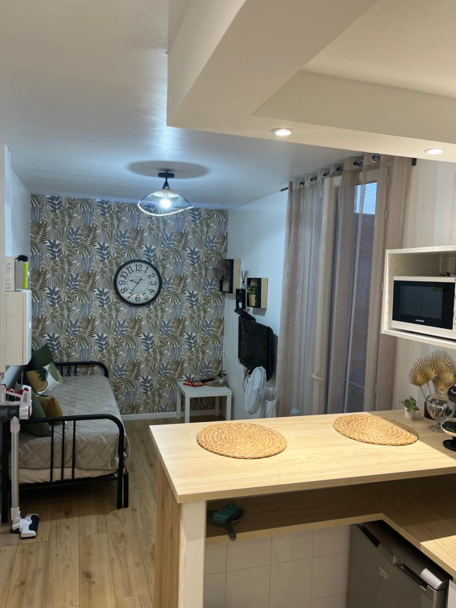 Cosy Appartement Nid De Reve Aubervilliers Bagian luar foto